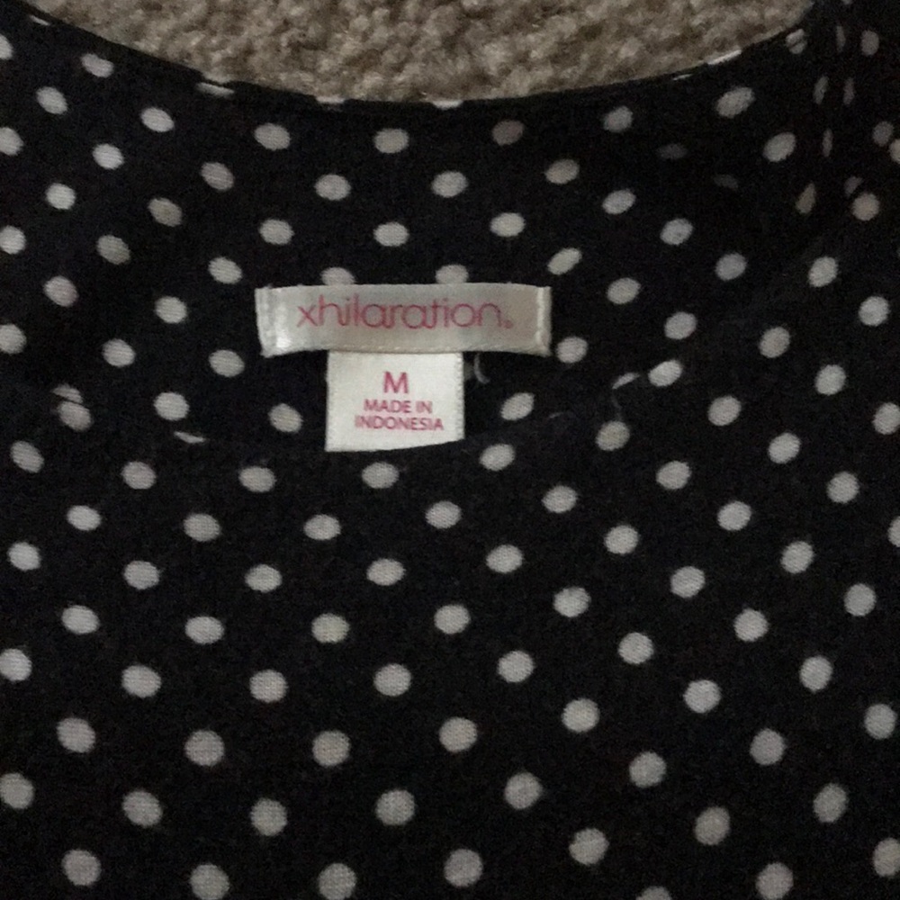 Polka dotted top - Picture 3 of 3